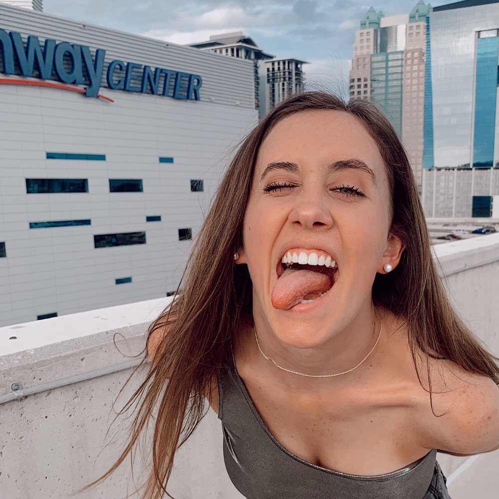 Meet your Posher, Kendall